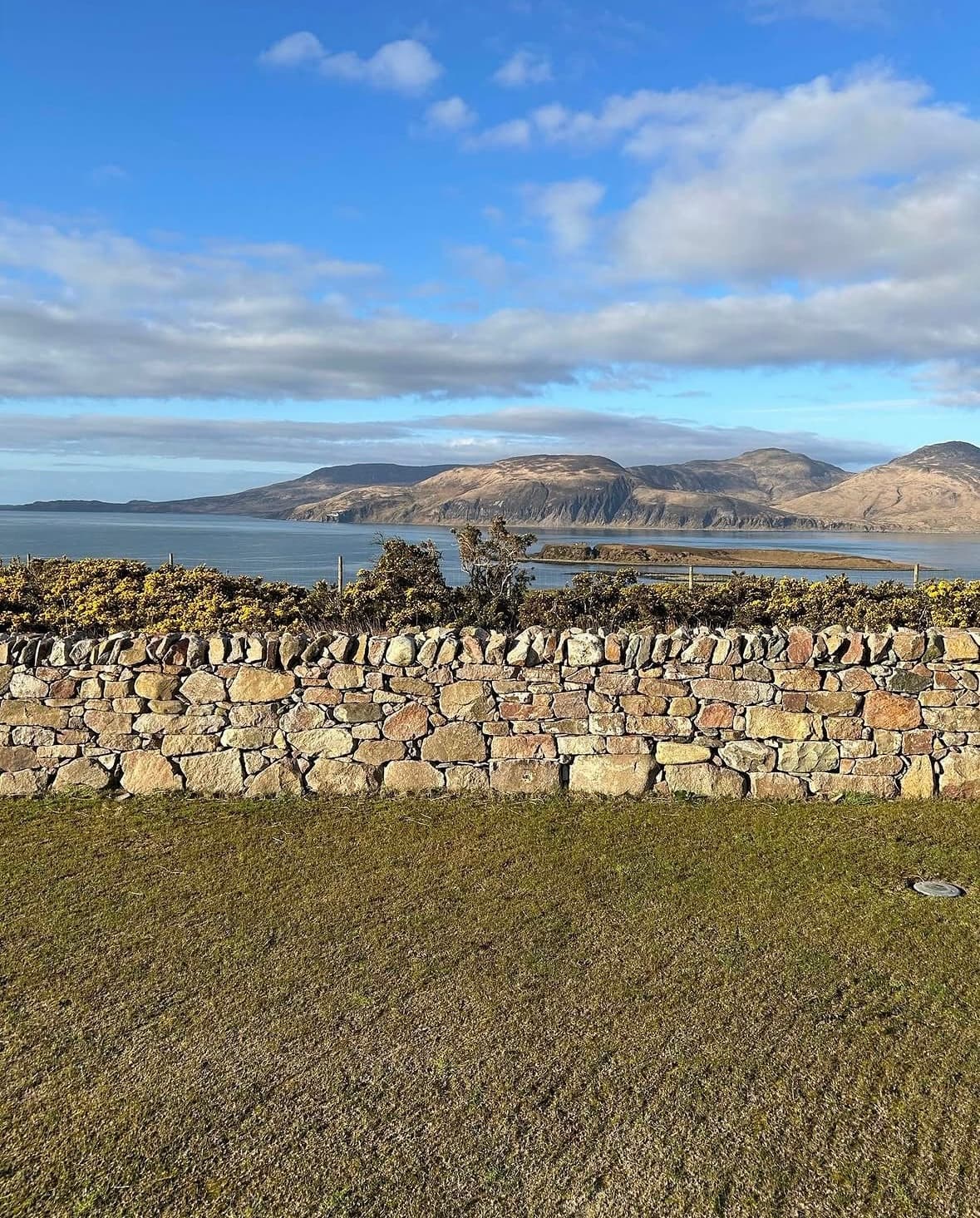 Ardfin dry stone wall image 5