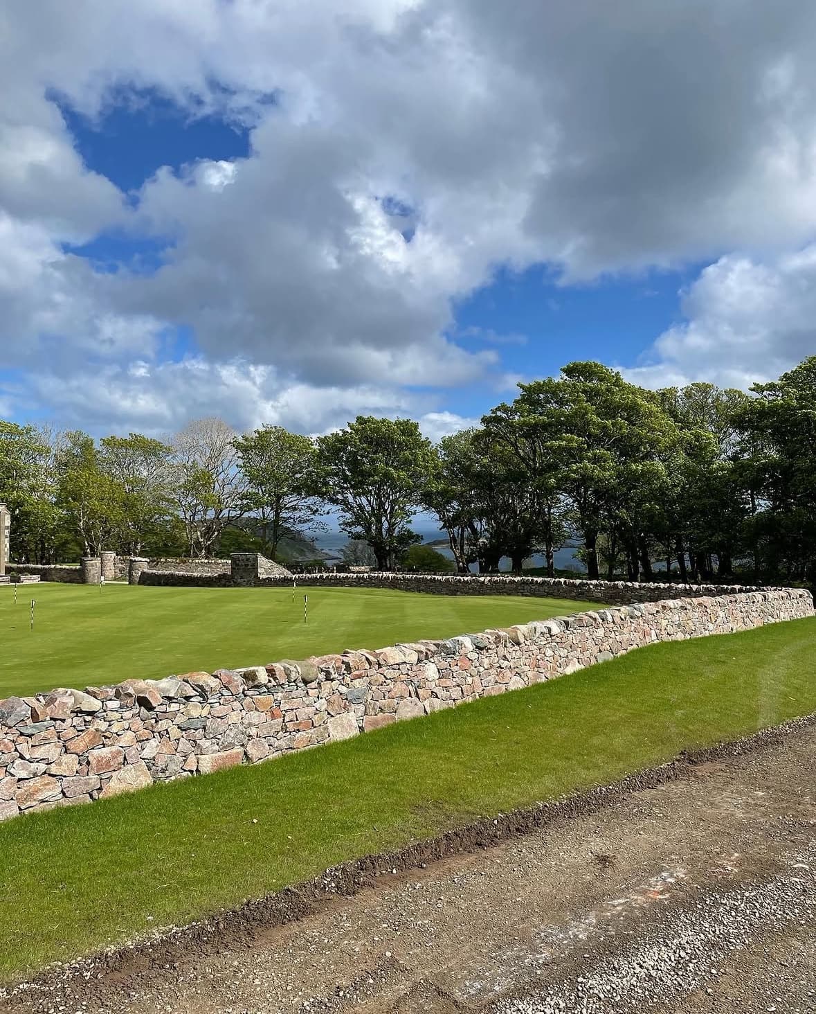 Putting green dry stone wall image 6