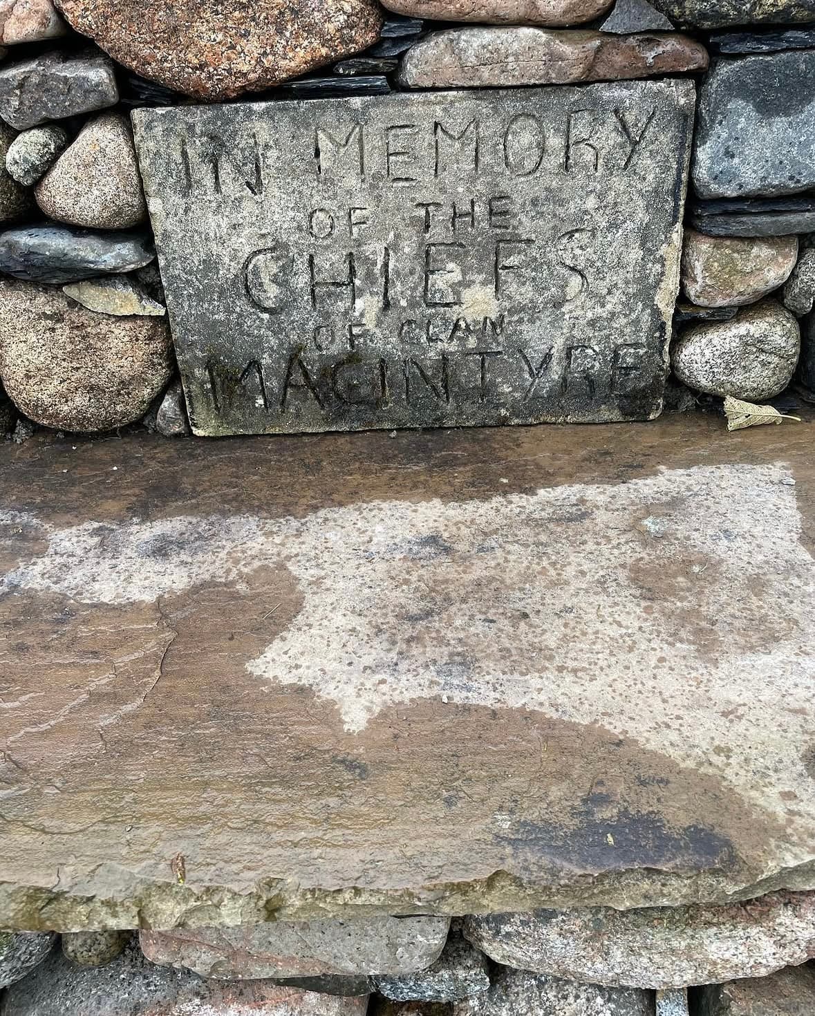 Stone seat and cairn image 5