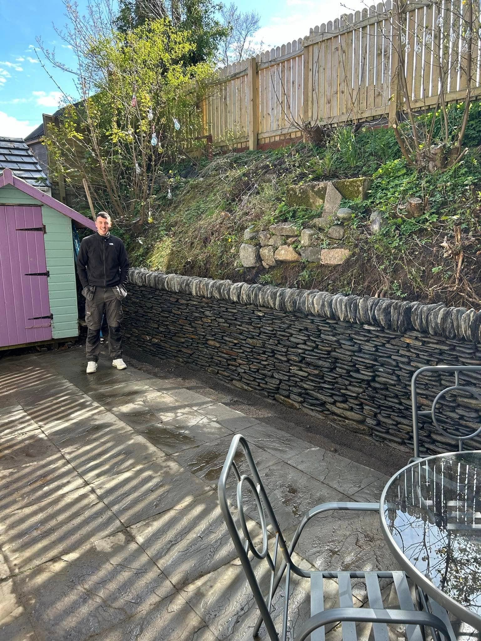 Slate retaining wall image 1
